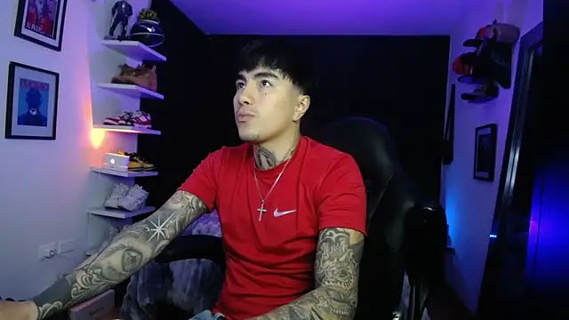 jung dragon online show from 10-22-25, 05:41