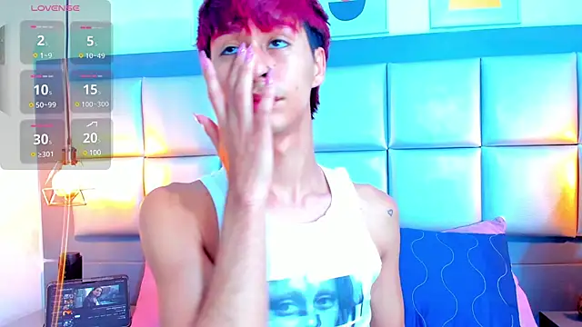 ariel villa online show from 02-13-25, 12:57