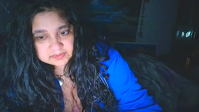 MelanieFawker online show from 02-19-25, 03:17