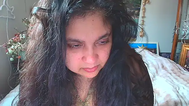 MelanieFawker online show from 03-12-25, 08:31