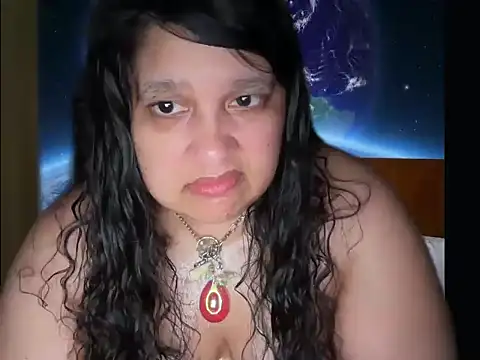 MelanieFawker online show from 04-09-26, 06:19