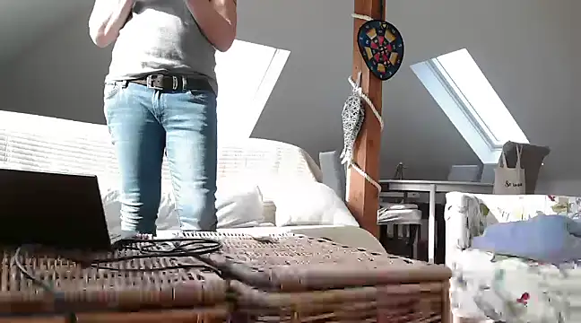 Snapshot of maxmueller321 chatting on 03-23-25, 09:10 maxmueller321 online show from 03-23-25, 09:10