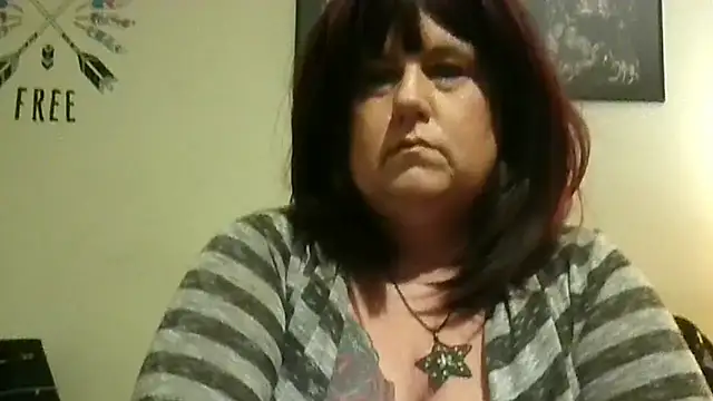 Snapshot of EyesofGlass_2XS chatting on 03-07-25, 12:48 EyesofGlass 2XS online show from 03-07-25, 12:48