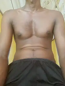 Snapshot of Tamil_boy_age28 chatting on 09-29-25, 06:40 Tamil boy age28 online show from 09-29-25, 06:40