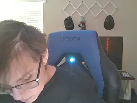 KaliSnow199623 online show from 02-06-25, 09:38