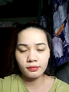 Ngoc-Trinh online show from 12-14-24, 03:58