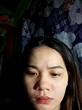 Ngoc-Trinh online show from 12-21-24, 04:03