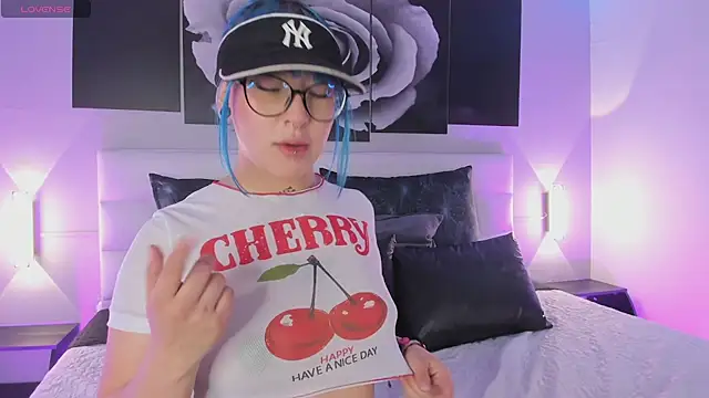 sofi bakerr online show from 10-16-25, 11:44