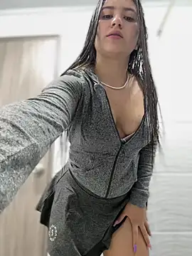 Snapshot of VAL_PRINCESS chatting on 12-19-24, 12:13 VAL PRINCESS online show from 12-19-24, 12:13