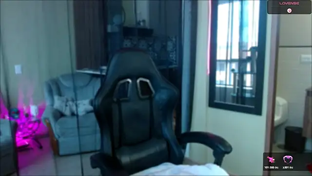 tevenwhiite online show from 11-16-25, 05:40