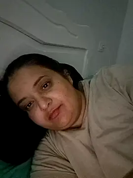 sarahhh1987 online show from 10-20-25, 06:19