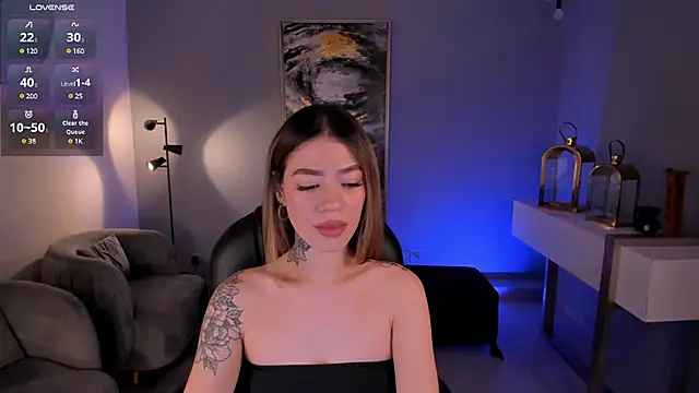 ViolettHansson online show from 01-27-25, 09:33