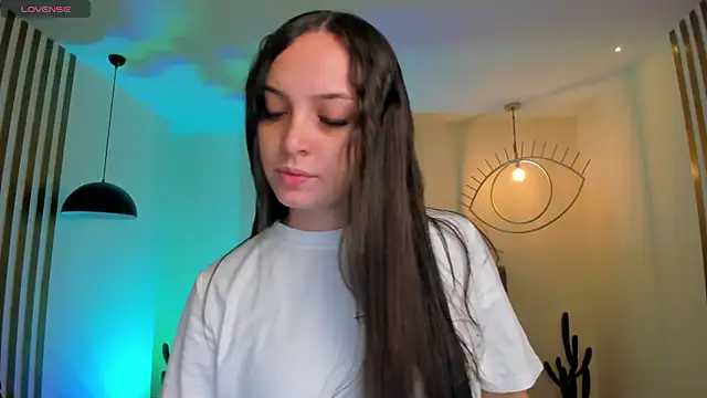 AliceHarper  online show from 12-17-25, 06:25