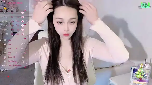 Snapshot of Kiss-18 chatting on 01-24-25, 01:03 Kiss-18 online show from 01-24-25, 01:03