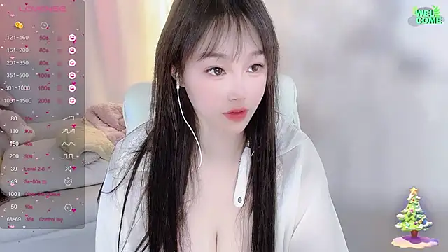 Snapshot of Kiss-18 chatting on 03-17-25, 04:33 Kiss-18 online show from 03-17-25, 04:33