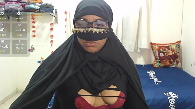 Snapshot of Aaliyah_brown chatting on 10-16-25, 03:46 Aaliyah brown online show from 10-16-25, 03:46