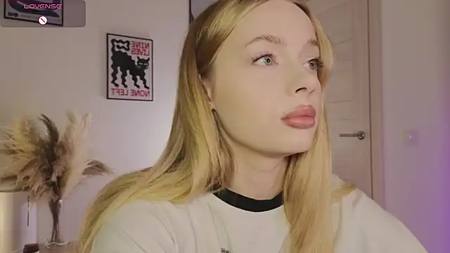  MayShy  online show from 03-20-25, 05:58