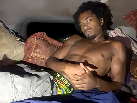 SlimeCrownzOut5 online show from 10-06-25, 09:29