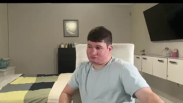 Snapshot of Lorenzo_hernandez chatting on 11-07-25, 10:10 Lorenzo hernandez online show from 11-07-25, 10:10