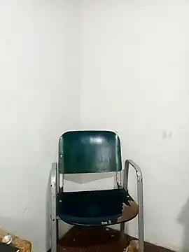 Mrdetonador online show from 10-28-25, 05:11