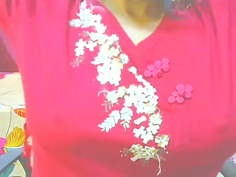 Snapshot of ishmita99 chatting on 12-08-24, 05:55 ishmita99 online show from 12-08-24, 05:55