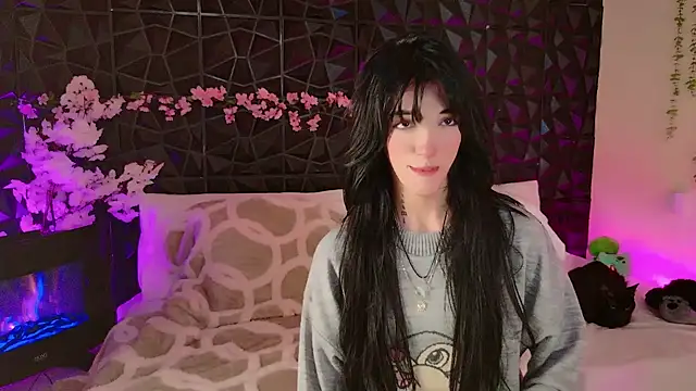 Snapshot of Finibondi chatting on 10-10-25, 06:34 Finibondi online show from 10-10-25, 06:34