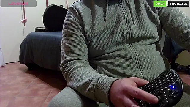 Snapshot of MultiOrgasmicLover chatting on 12-26-24, 08:11 MultiOrgasmicLover online show from 12-26-24, 08:11