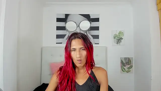 Snapshot of Brisahott chatting on 11-01-25, 08:22 Brisahott online show from 11-01-25, 08:22