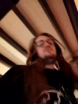 nicolasdumand21 online show from 11-12-25, 09:36