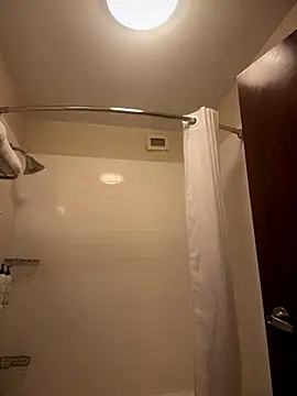 1BeautyN1Beast online show from 10-16-25, 11:39