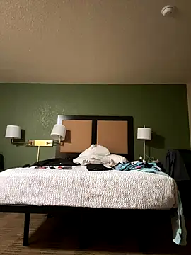 1BeautyN1Beast online show from 11-15-25, 01:47