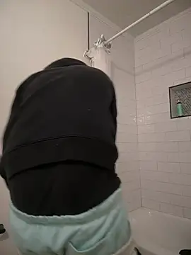 1BeautyN1Beast online show from 01-15-26, 01:59