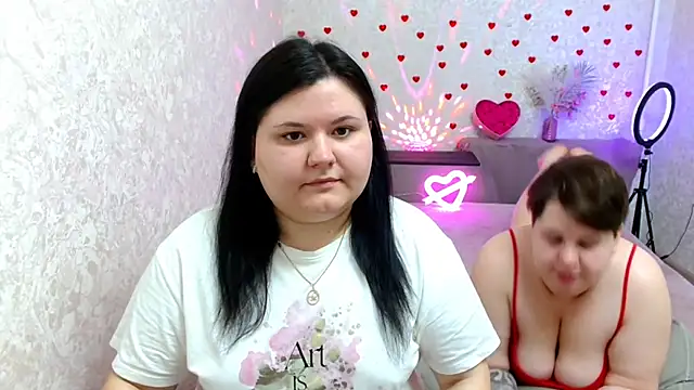 BeckyAndHellen online show from 03-04-25, 10:57