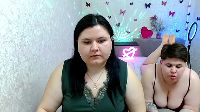 BeckyAndHellen online show from 03-21-25, 08:08