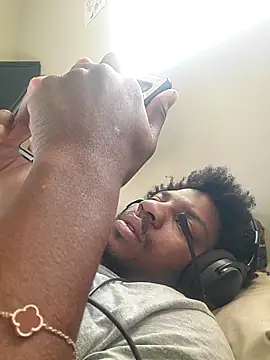 Snapshot of gaimov3r2024 chatting on 10-23-25, 04:39 gaimov3r2024 online show from 10-23-25, 04:39