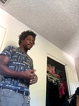 Snapshot of gaimov3r2024 chatting on 10-29-25, 08:43 gaimov3r2024 online show from 10-29-25, 08:43