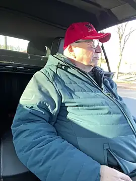 Snapshot of biggandybig chatting on 03-02-25, 03:16 biggandybig online show from 03-02-25, 03:16