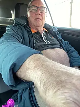 Snapshot of biggandybig chatting on 03-04-25, 01:59 biggandybig online show from 03-04-25, 01:59