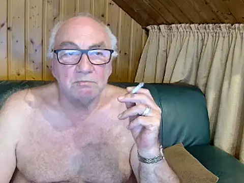 Snapshot of biggandybig chatting on 03-09-25, 09:57 biggandybig online show from 03-09-25, 09:57