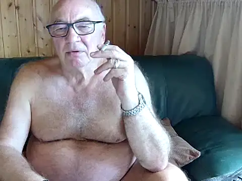 Snapshot of biggandybig chatting on 03-21-25, 11:55 biggandybig online show from 03-21-25, 11:55