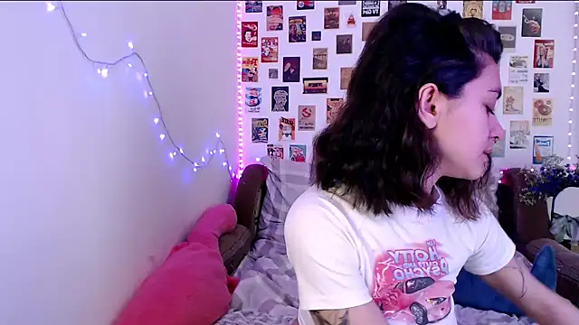 Celine Dionn online show from 02-14-25, 09:34