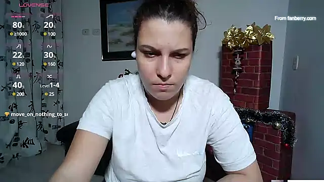 Snapshot of alexia_87 chatting on 12-28-24, 03:04 alexia 87 online show from 12-28-24, 03:04
