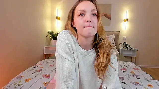 stay with alice online show from 10-22-25, 01:55