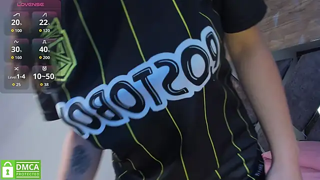 Venus velez  online show from 12-14-25, 01:27