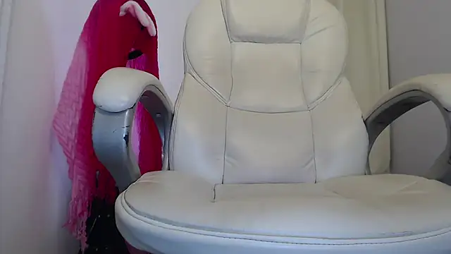 Snapshot of paiper_halliwey chatting on 01-28-25, 06:39 paiper halliwey online show from 01-28-25, 06:39