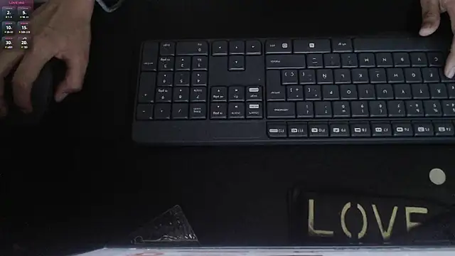 Snapshot of paiper_halliwey chatting on 02-08-25, 10:51 paiper halliwey online show from 02-08-25, 10:51