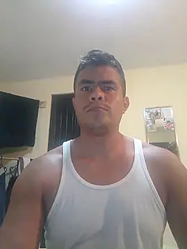 Snapshot of lozter345 chatting on 04-08-26, 12:21 lozter345 online show from 04-08-26, 12:21