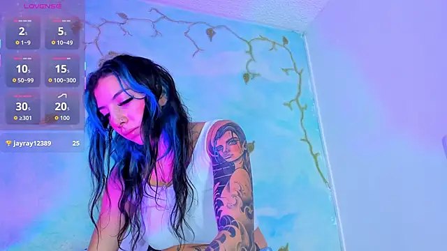 SaturnooStonee online show from 10-10-25, 06:01