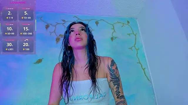 SaturnooStonee online show from 10-21-25, 06:36