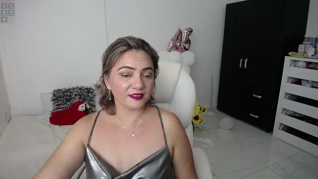 ana milf online show from 02-02-25, 10:06